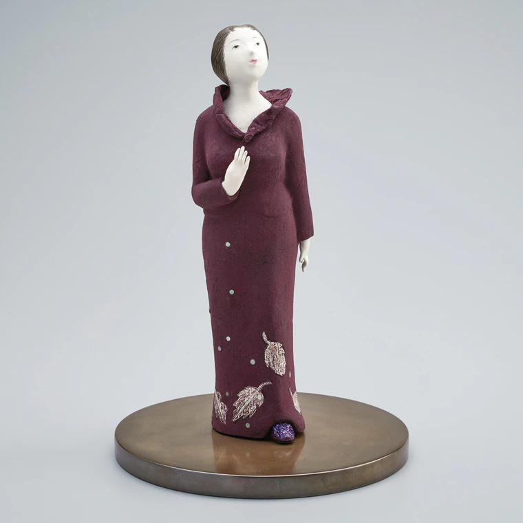 photo Formed with Tōso Over Wooden Core and Covered with Pigmented "Singing"