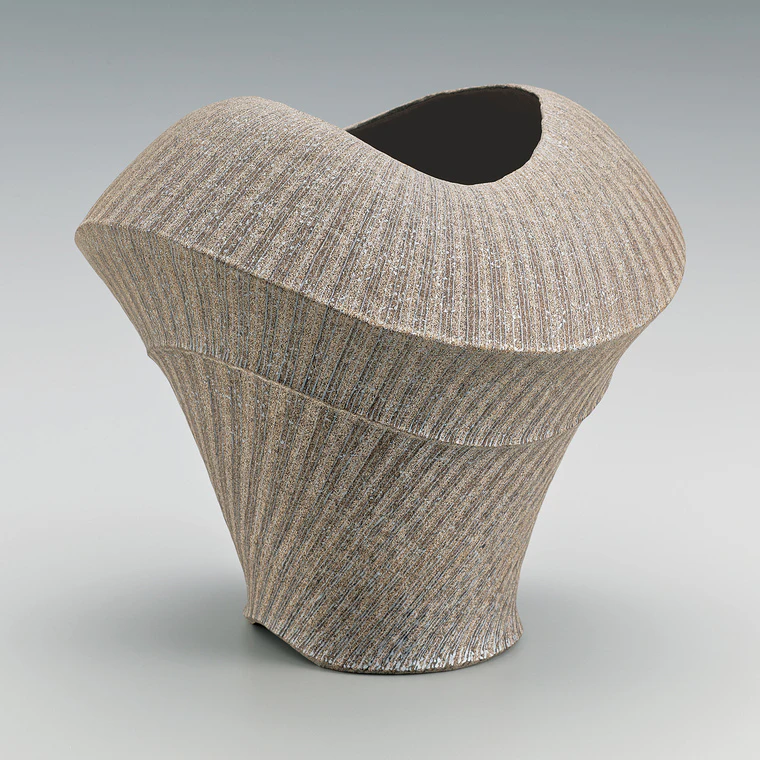 photo Mumyōi Jar with Line Design