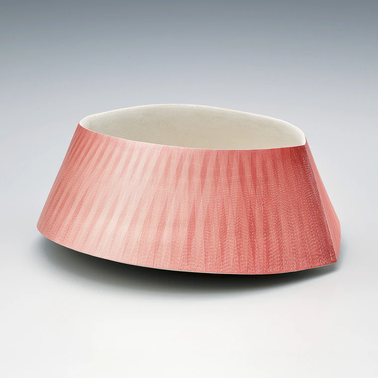 photo Bowl with Red Woven Patterns