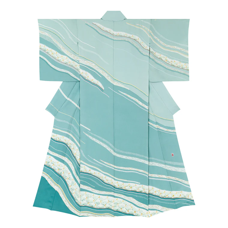 photo Formal Kimono with Design in Yūzen Dyeing "Soryu (Refreshing Stream)"