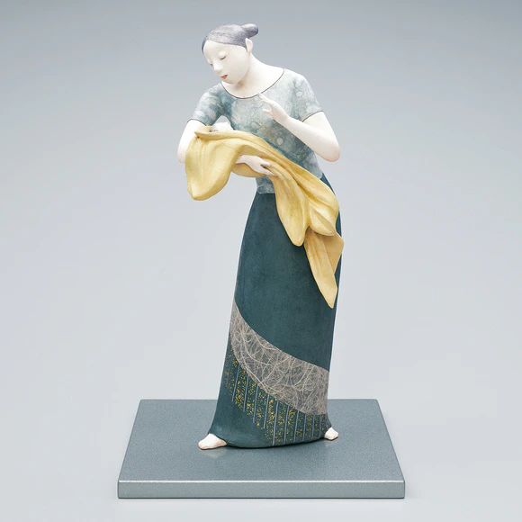 Formed with Tōso Over Wooden Core and Covered with Washi Paper 