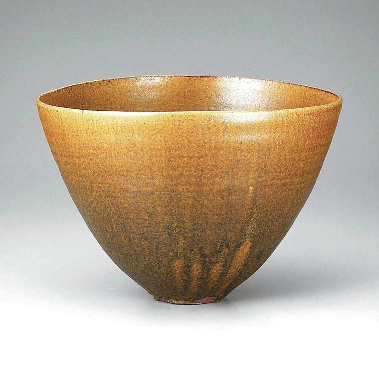 photo Large Old Style Mino Bowl