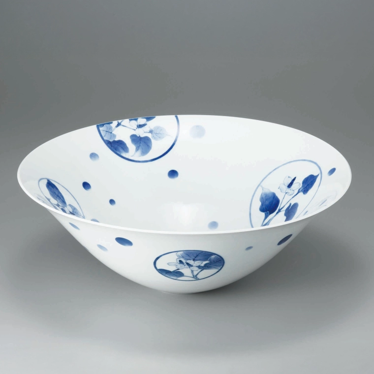 photo Bowl with Underglaze Blue and Fish Mint Design
