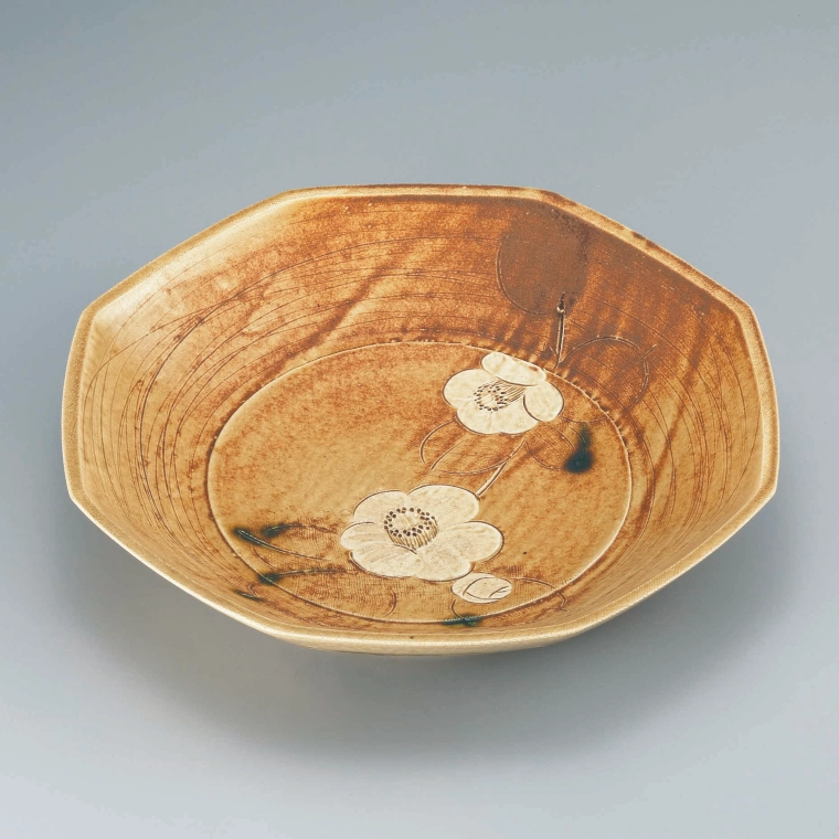photo Bowl with Kiseto and Flower and Grass Pattern