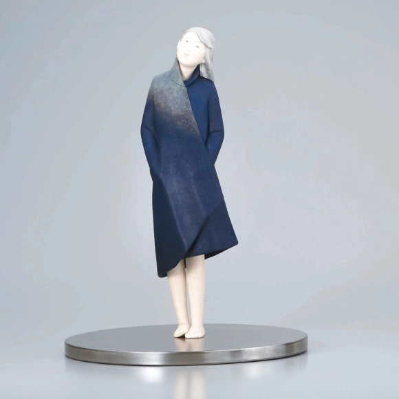 Formed with tōso and covered with cloth and paper 
