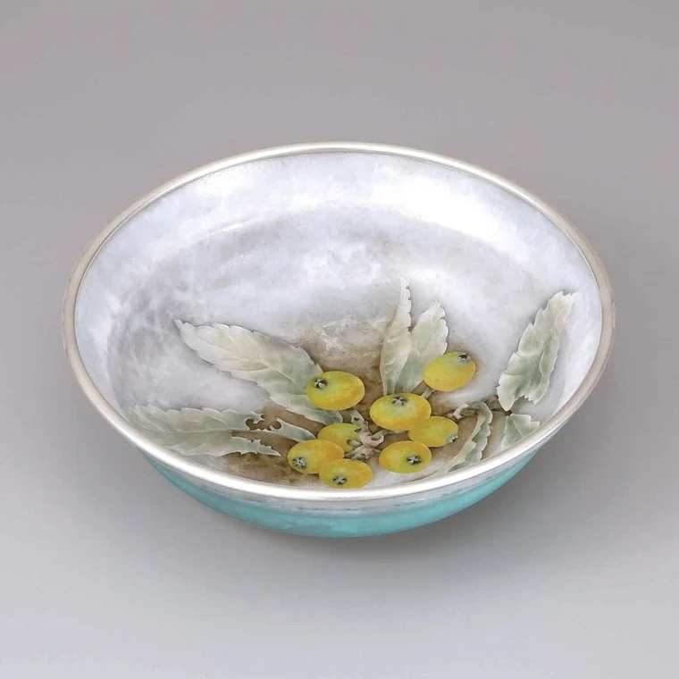 photo Cloisonne bowl "Saika (Harvested Fruit)"