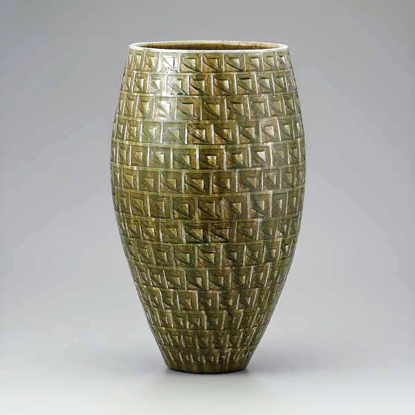 photo Flower Vessel with Ash Glaze and Curved Line in Engraving