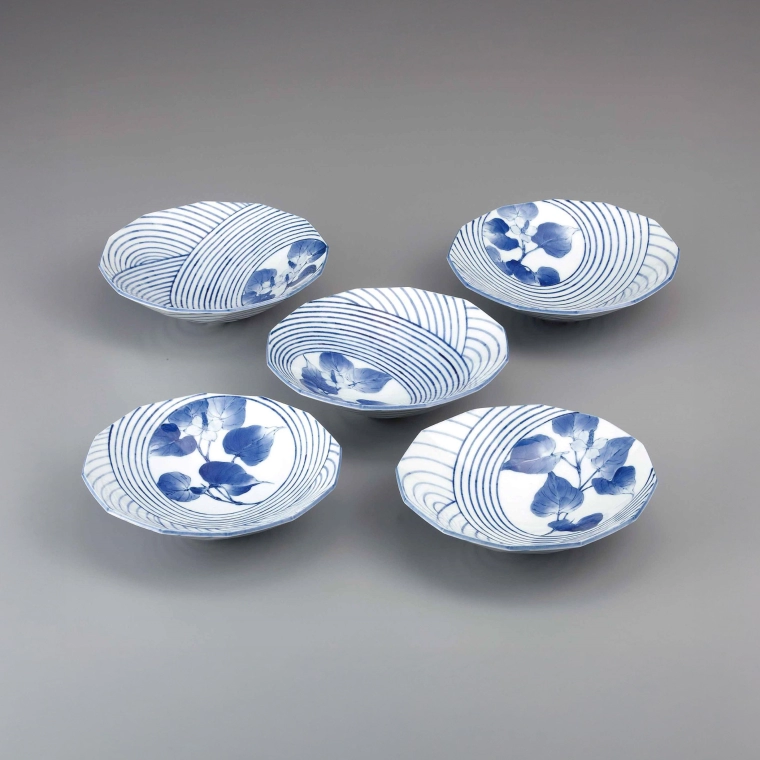 photo Set of Bowls with Underglaze Blue and Fish Mint Design