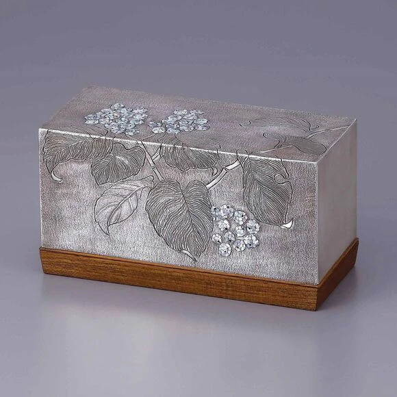 Silver Small Box in Shape of Viburnum