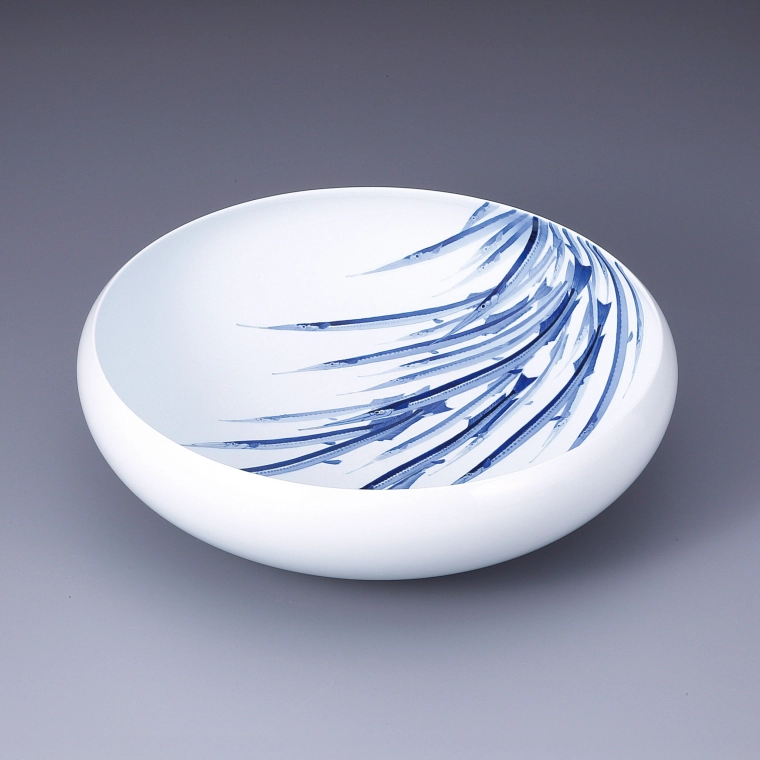 photo Bowl with Japanese Halfbeak Design in Underglaze Blue