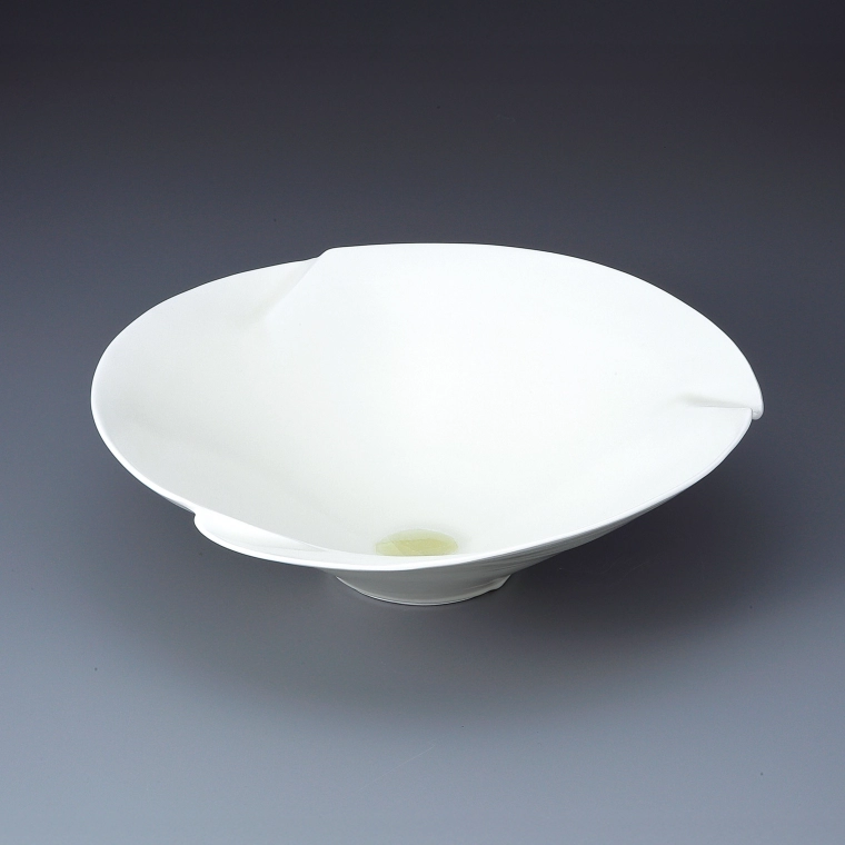 写真：白瓷　鉢