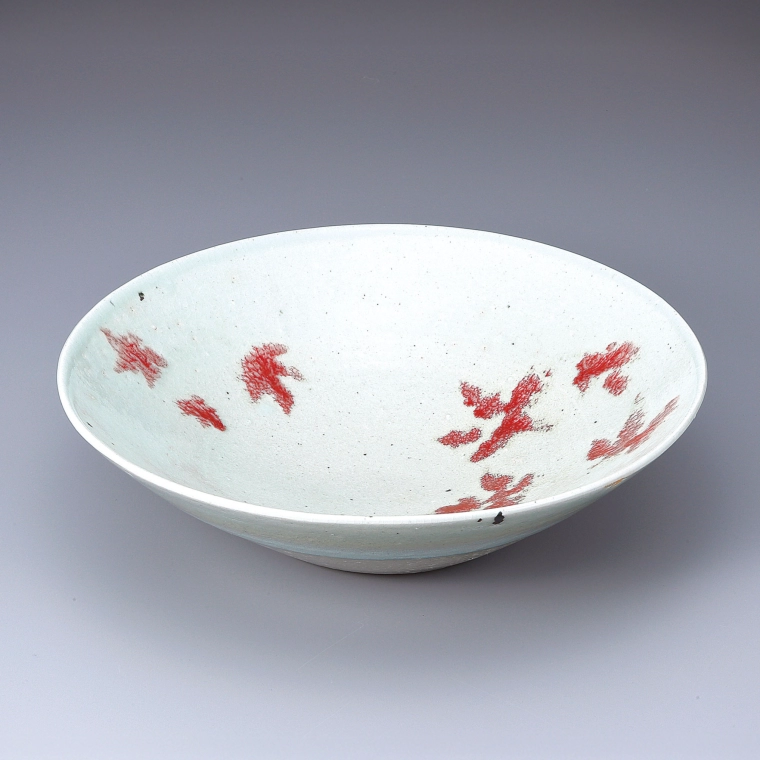 写真：釉裏紅深鉢