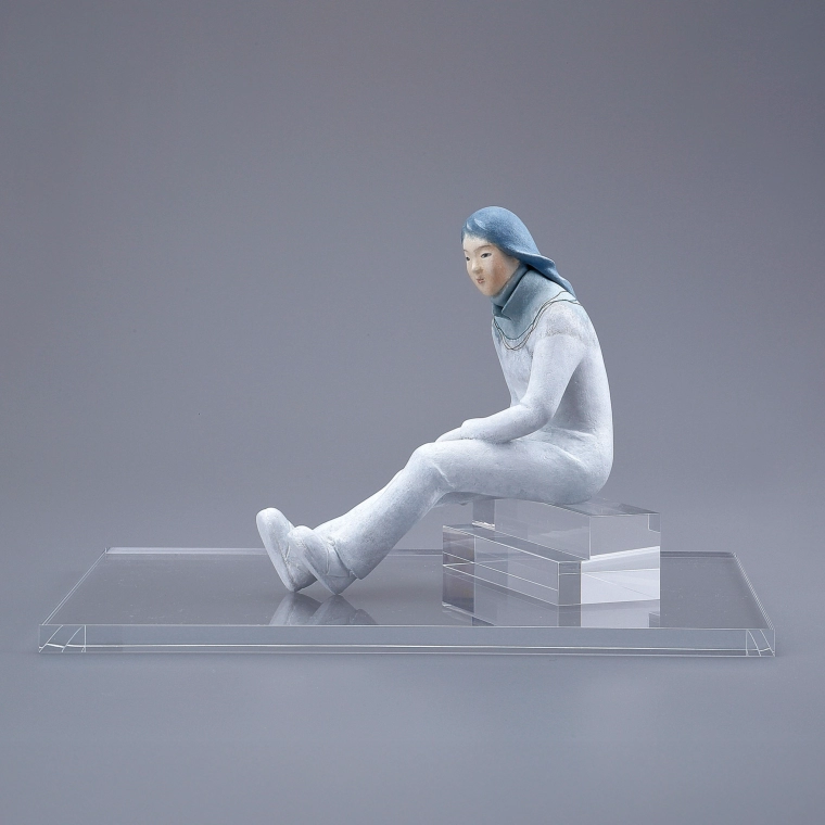 写真：桐塑紙貼彩色「銀嶺」