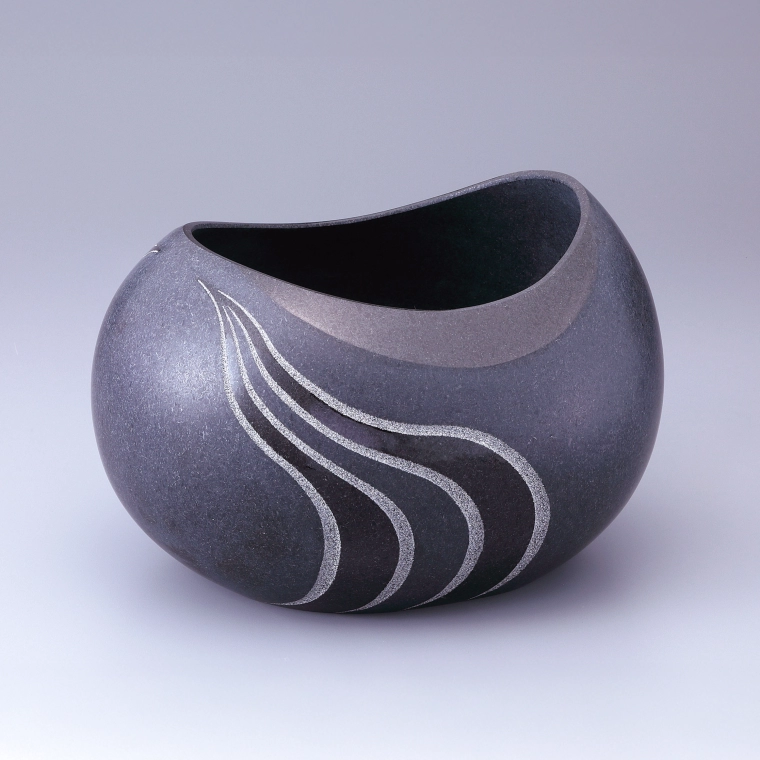 写真：黒岩花器「夜空」