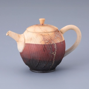 Unglazed Reddish Brown Teapot with Kiln Mutation Effects and Mogake Decoration