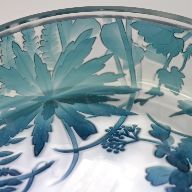 photo Sandblasted Covered Vessel "Beginning of Autumn"