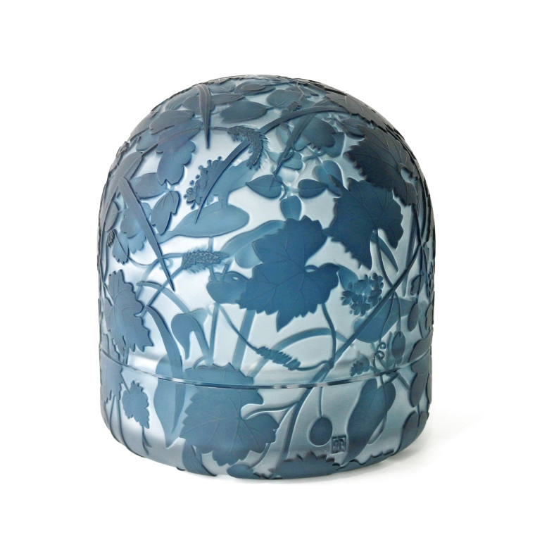 photo Sandblasted Covered Vessel "Beginning of Autumn"