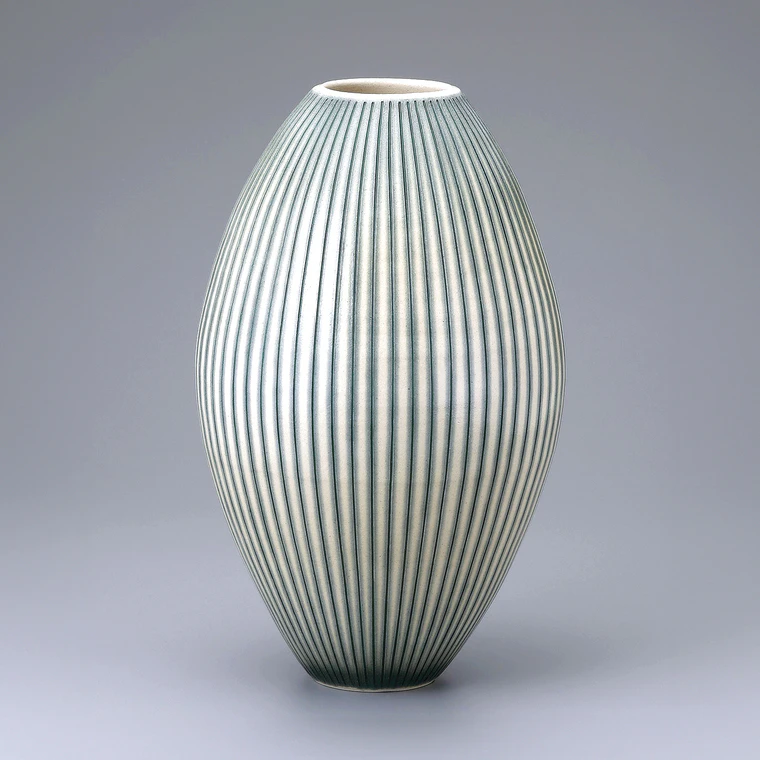 photo Jar with Ash Glaze and Green-color Design