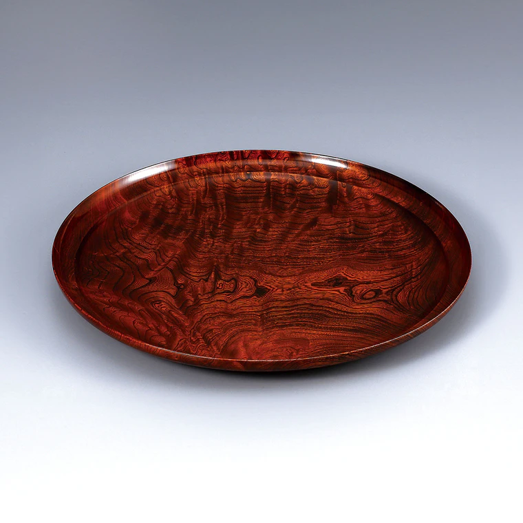 photo Vessel of Zelkova Wood Finished in Wiped Urushi