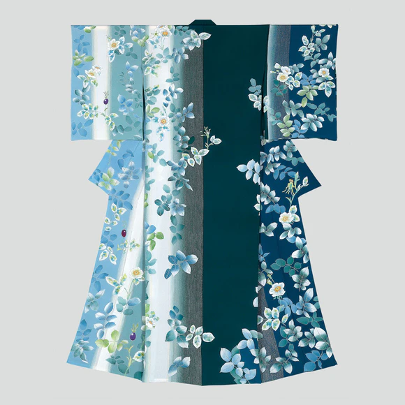 Formal Kimono with Design in Yūzen Dyeing 