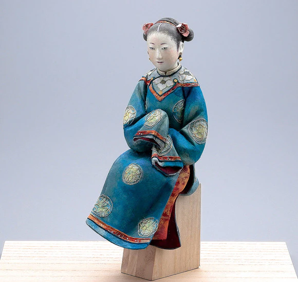 Doll Formed with Tōso Over Wooden Core and Covered with Paper "Early Evening in Spring"