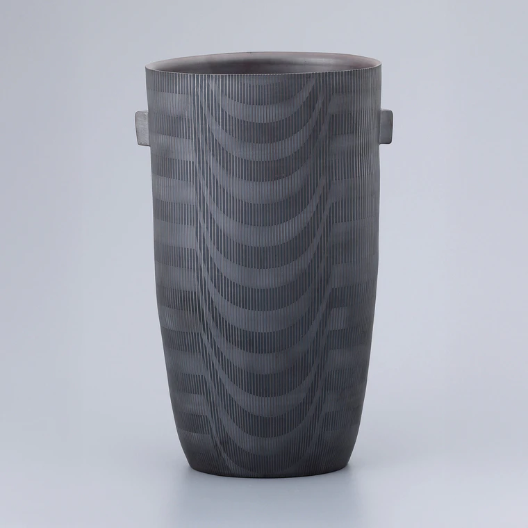 photo Banko Bowl with Stripe Design