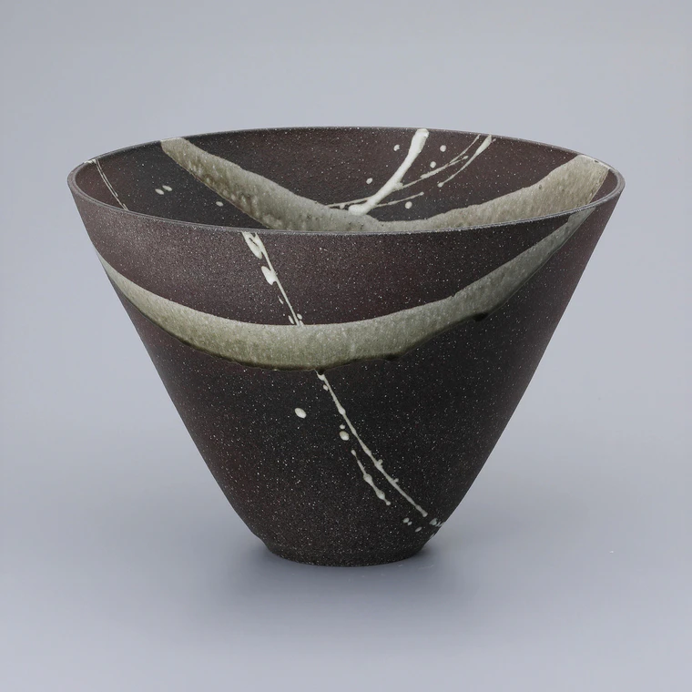 photo Flower Vessel with Ash Glaze