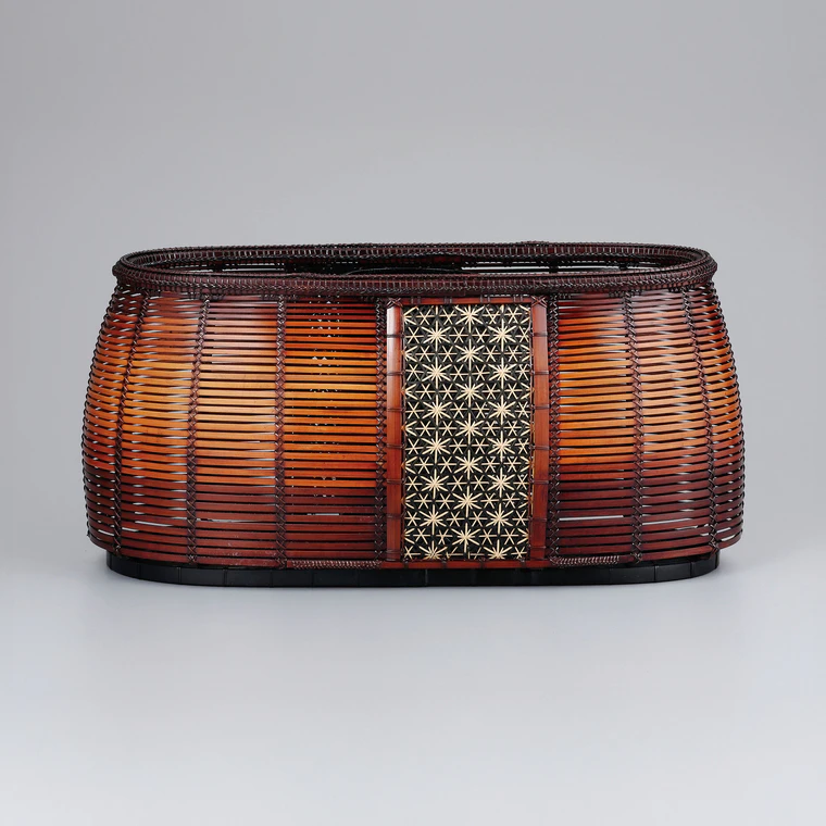 photo Flower basket with Daisetsu-kosetsu (Snowflake) pattern weaving