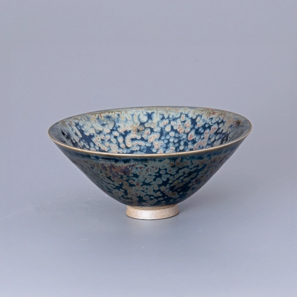 Tenmoku Tea Bowl with Oil-spot Glaze