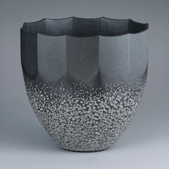 黒岩花器「記憶の風」(谷本 雅一)｜ギャラリージャパン