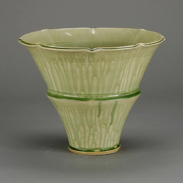 photo Flower Vessel with Ash Glaze