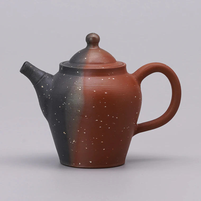 photo Shudei Teapot with Kiln Effects, Inlaid Lid and Pear-skin Texture