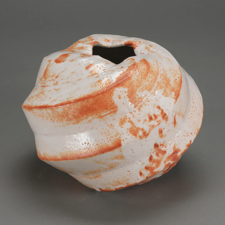 photo Shino Flower Vessel