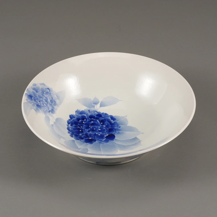 photo Plate with Underglaze Blue and Hydrangea Design