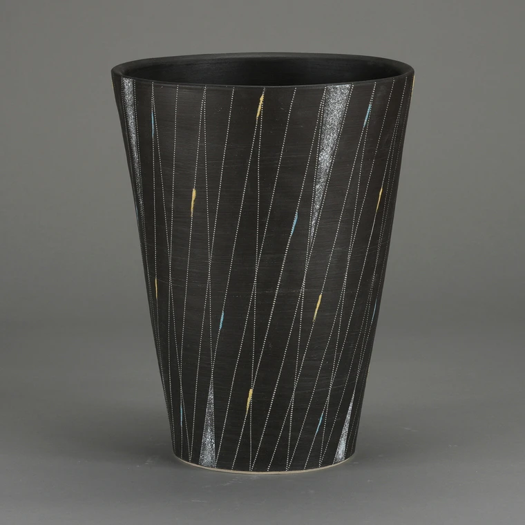 photo Flower Vase with Dark Blue Slip and Line Design