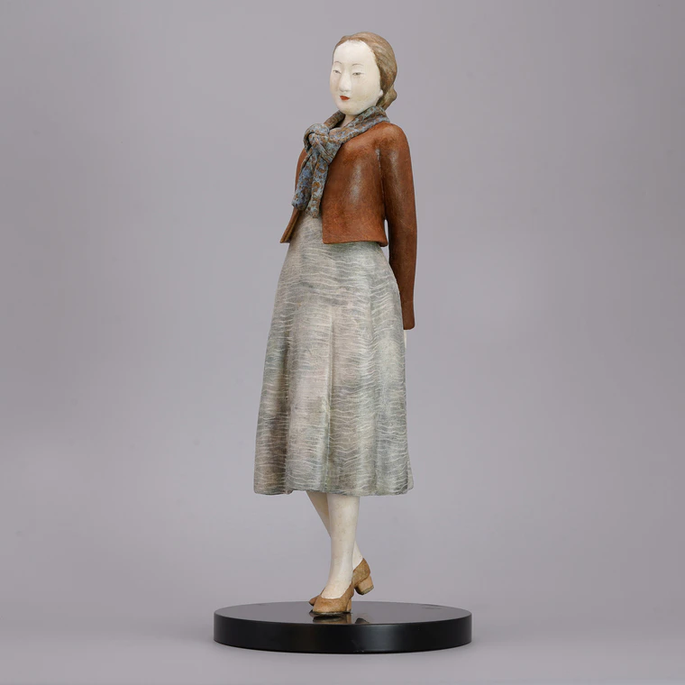 photo Doll Formed with Tōso Over Wooden Core and Covered with Paper "Ode to Early Spring"