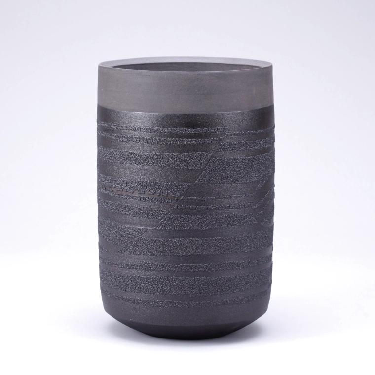 photo Flower Vase with "Chijire" (Crinkled) Ribbon Design
