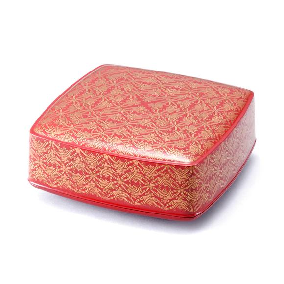 Box for Sweets with Butterfly Design in Makie
