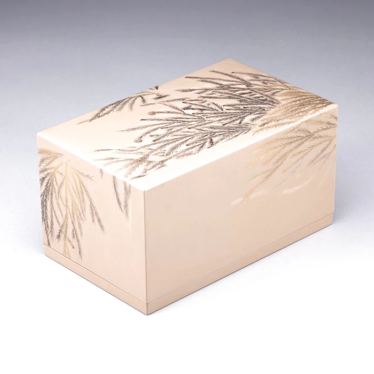 photo 沈金箱「緑樹」