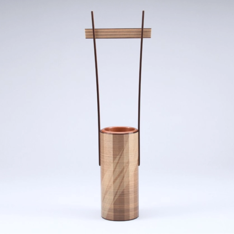 photo Jindai Cedar Wood Flower Vase with Handle Made by Lathing and Bending Work with Wood Inlay Decoration