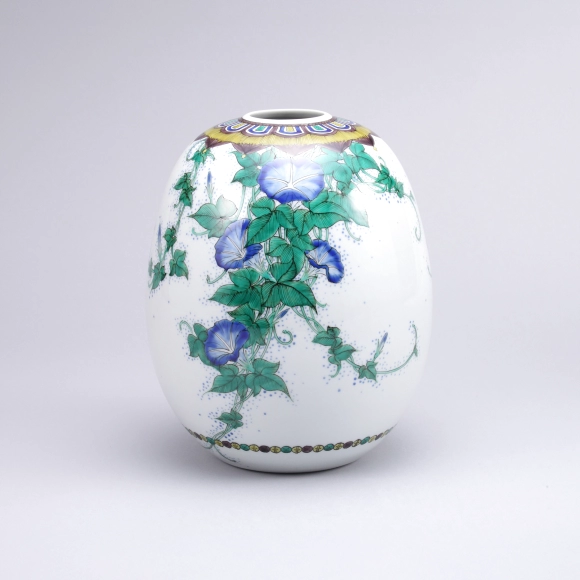 Porcelain Jar with Morning Glory Design in Overglaze Enamel