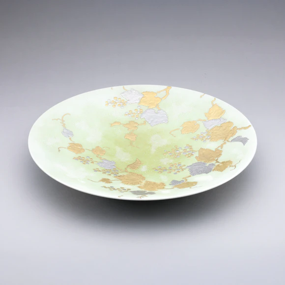 白金盛山葡萄図白粒皿　豊熟