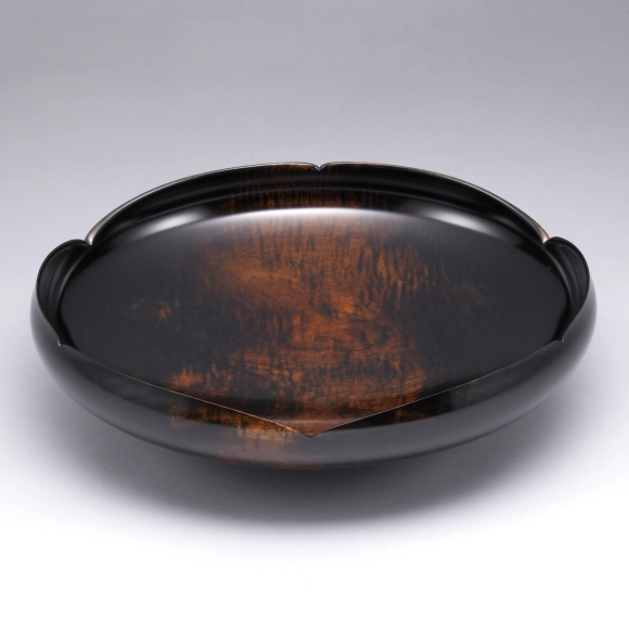 Vessel of horse chestnut wood