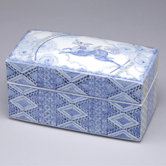 染付け　小箱 染付紫陽花文皿(大島 梓路)｜ギャラリージャパン