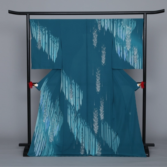 Formal Kimono with Design in Yūzen Dyeing "A moment"