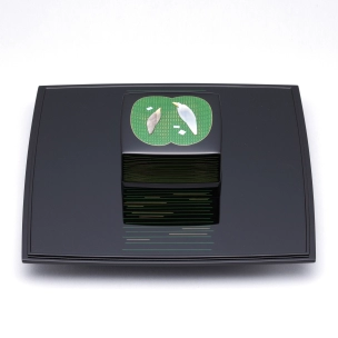 漆象嵌螺鈿小箱「茗荷の子」、漆象嵌盆