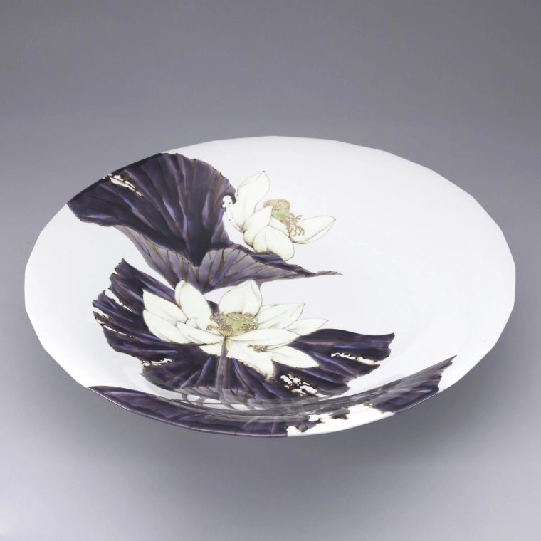 photo Ornamental Plate ”White Lotus”