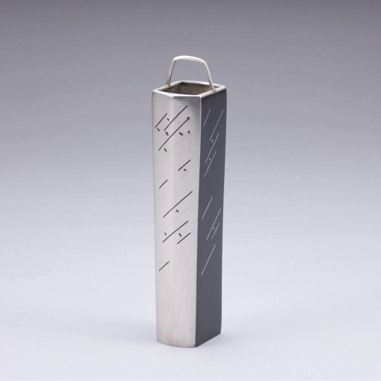 photo Flower Vessel Made in Heat Welding Method with Inlay Decoration "News from the Wind"