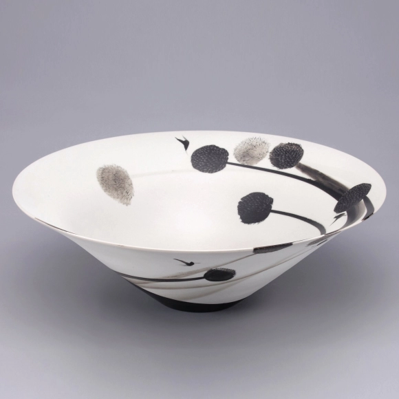 Bowl with Flying Bird and Onion Head Design in Black Painting