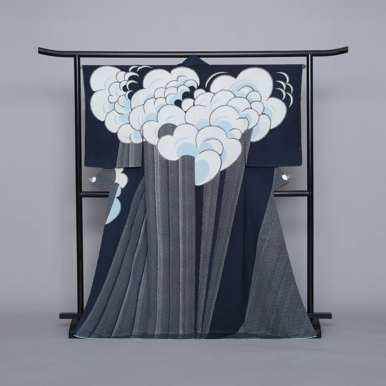 photo 友禅訪問着「一団の雲」